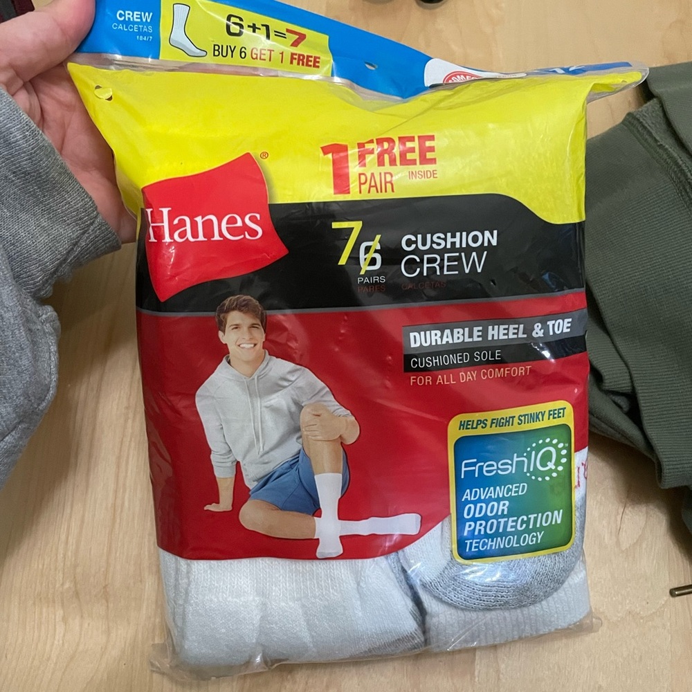 Hanes socks